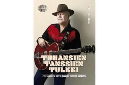 9789524172004_Tuhansien_tanssien_tulkki_Yli_50_vuotta_Voitto_Takasen_yhtyeen_matkassa_jpg
