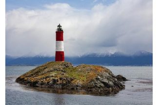 Bluebird_Puzzle_F_90381_Les_Eclaireurs_Lighthouse_Argentina_jpg